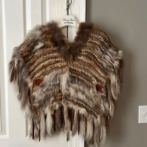 Henig Furs, Rabbit Poncho